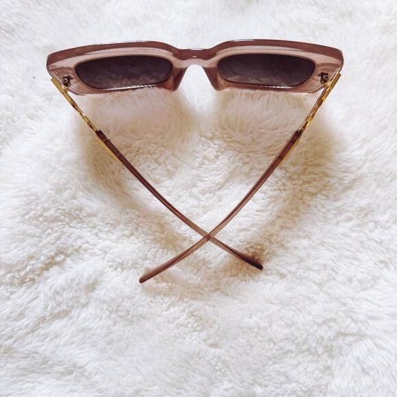 Camille Clear Tan Oversized Square Sunglasses - Picture 10 of 10
